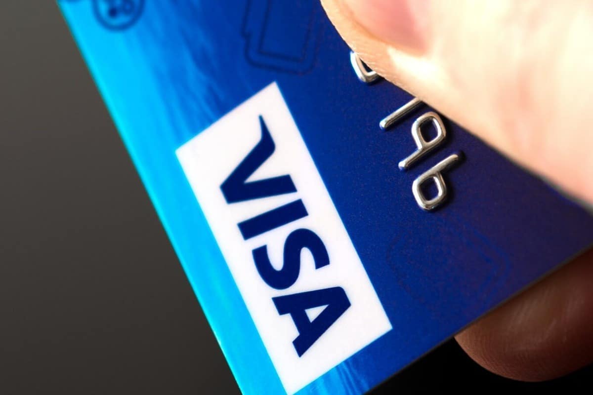 شراكة تجمع بين شركتي فيزا (Visa) وترانساك (Transak) لإتاحة تحويل العملات الرقمية إلى نظيرتها الرسمية مباشرة